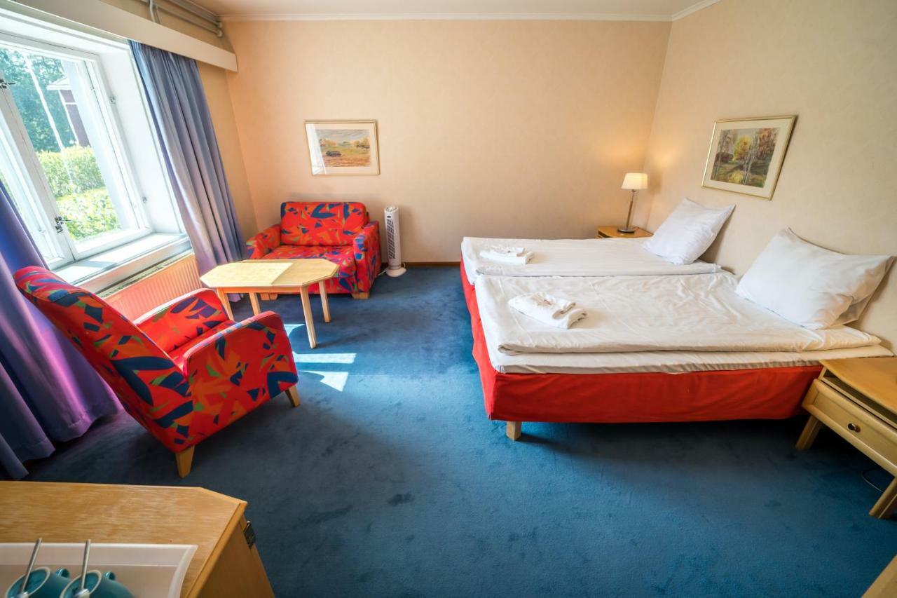 Karolineburg Manor House Hotel Kajaani Δωμάτιο φωτογραφία